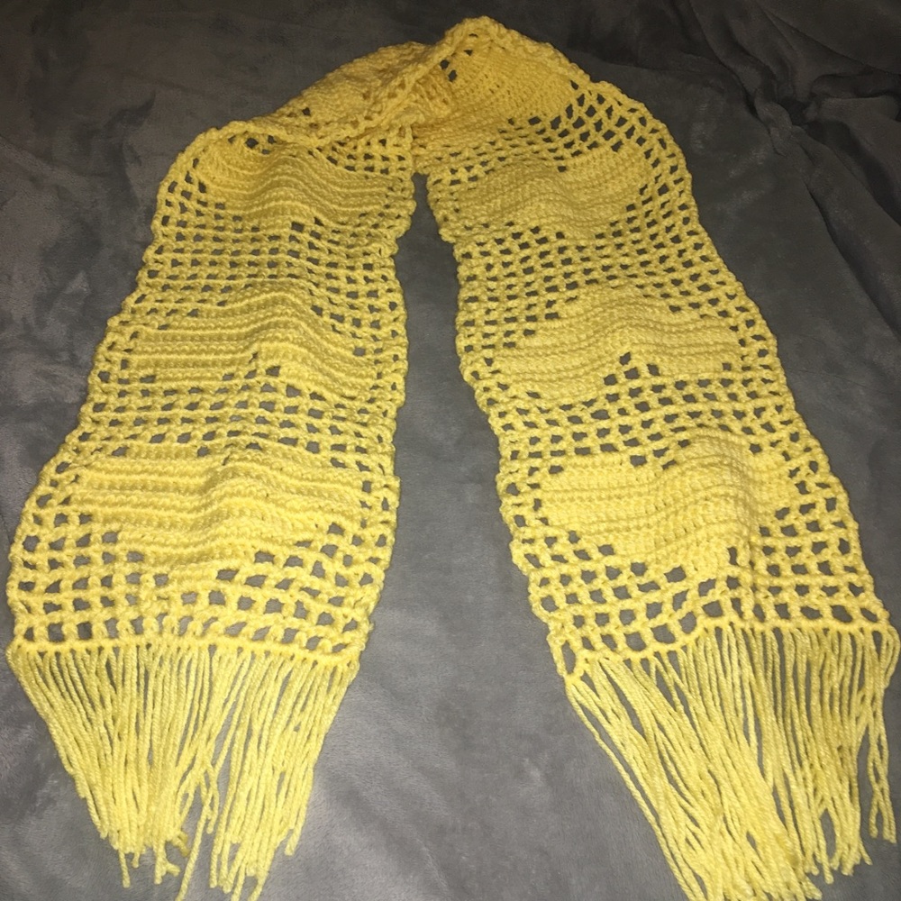 Handmade 🧶 winter ❄️ scarf 🧣